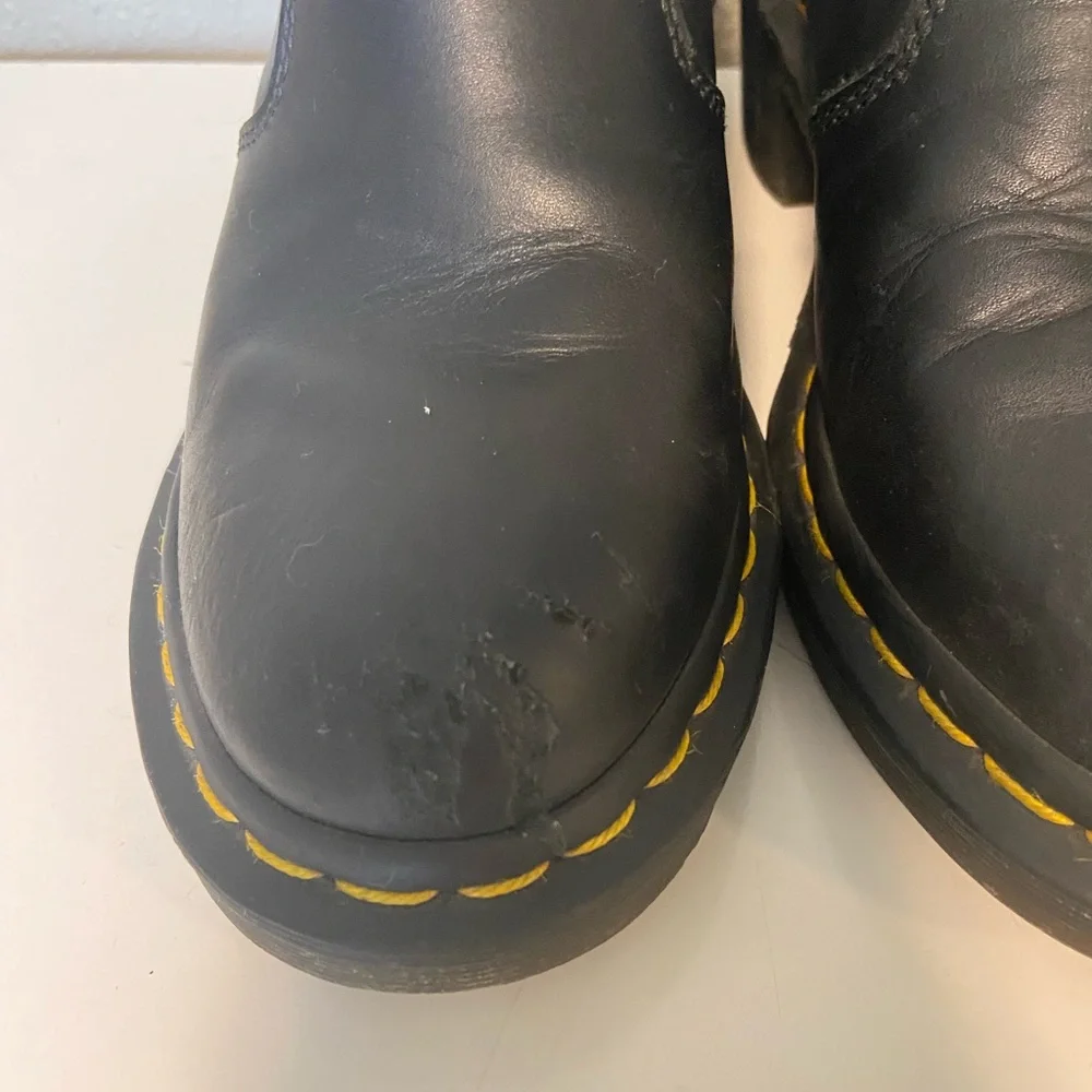 Dr. Martens Cadence Chelsea Boots - Picture 4 of 7